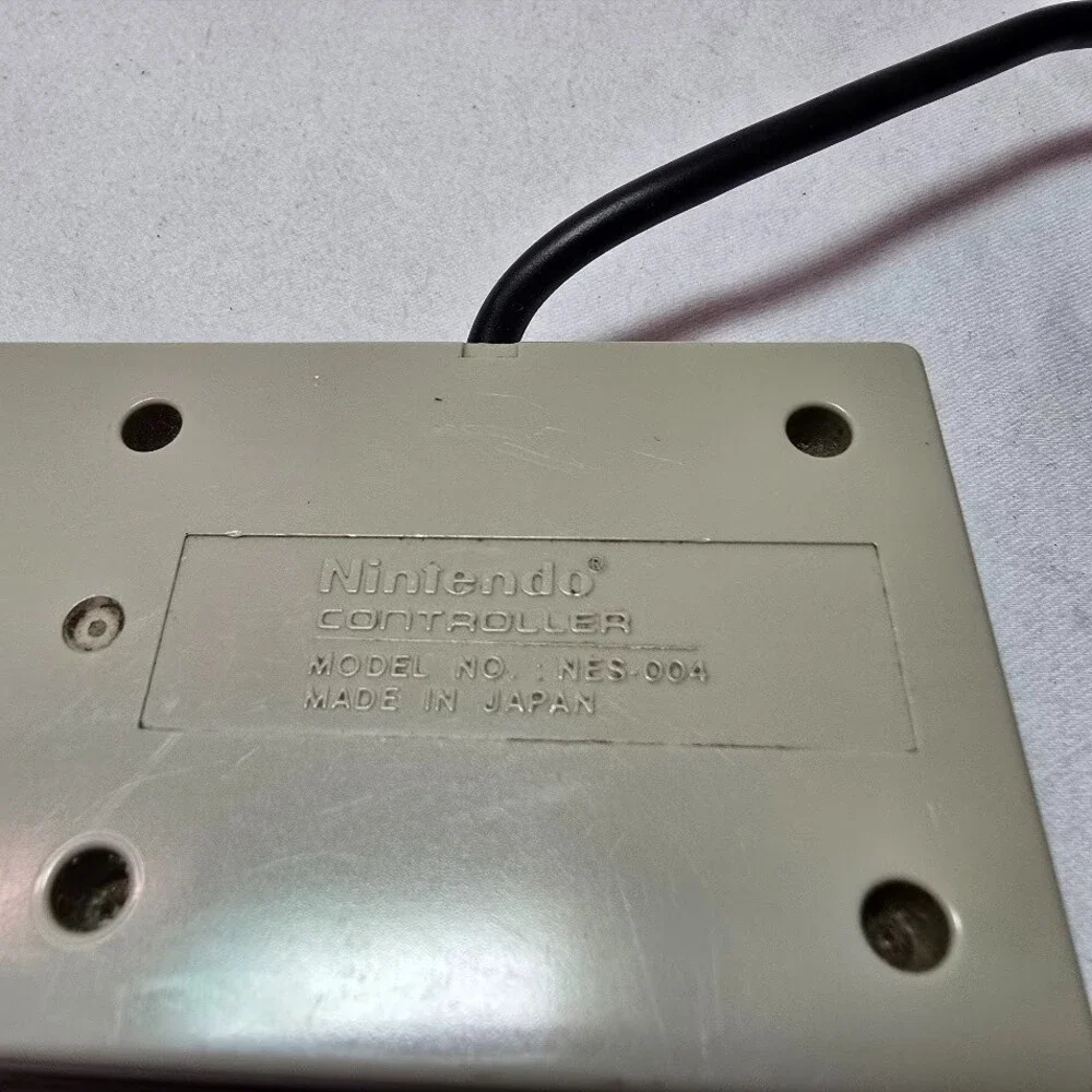 Nintendo NES Controller Original Authentic OEM NES-004